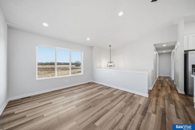 4930 N 35Th Court, Lincoln, NE 68504