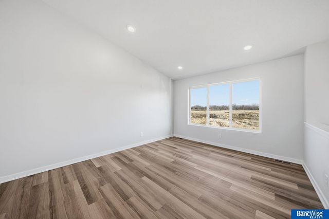 4930 N 35Th Court, Lincoln, NE 68504