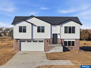 4930 N 35Th Court, Lincoln, NE 68504