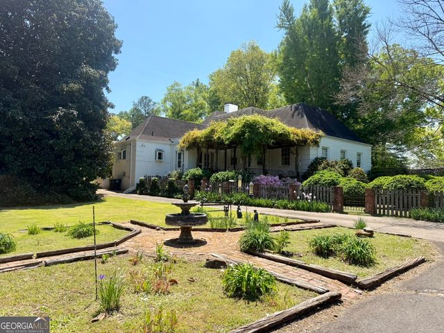217 E 10th Street SW, Rome, GA 30161