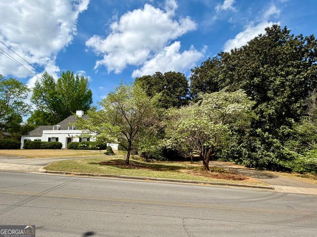 217 E 10th Street SW, Rome, GA 30161
