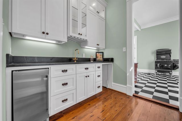 926 Winnie Street, Galveston, TX 77550