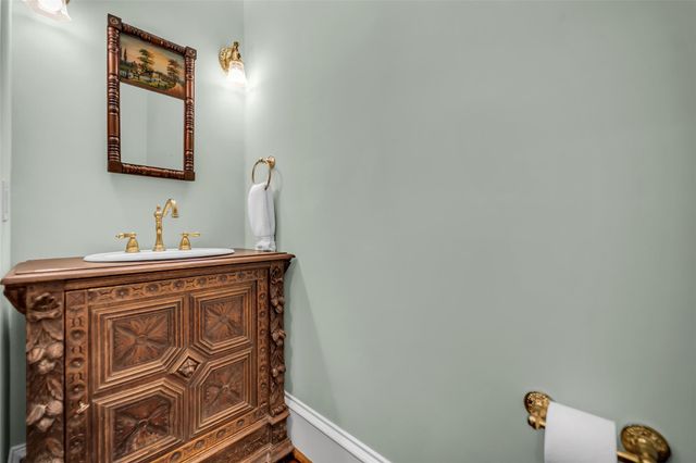 926 Winnie Street, Galveston, TX 77550