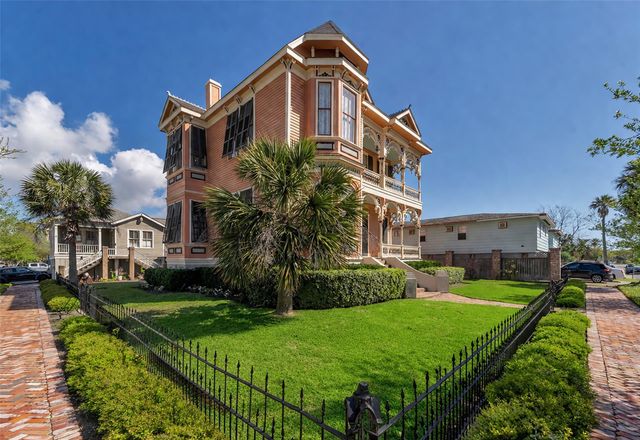 926 Winnie Street, Galveston, TX 77550