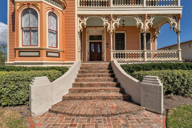 926 Winnie Street, Galveston, TX 77550