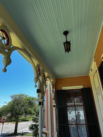 926 Winnie Street, Galveston, TX 77550