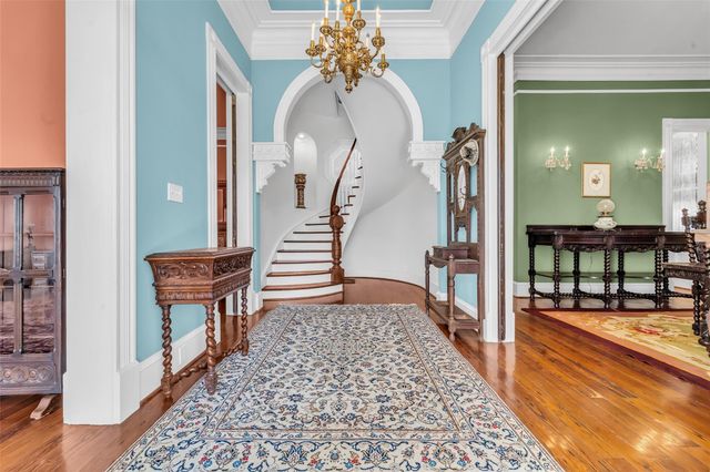 926 Winnie Street, Galveston, TX 77550