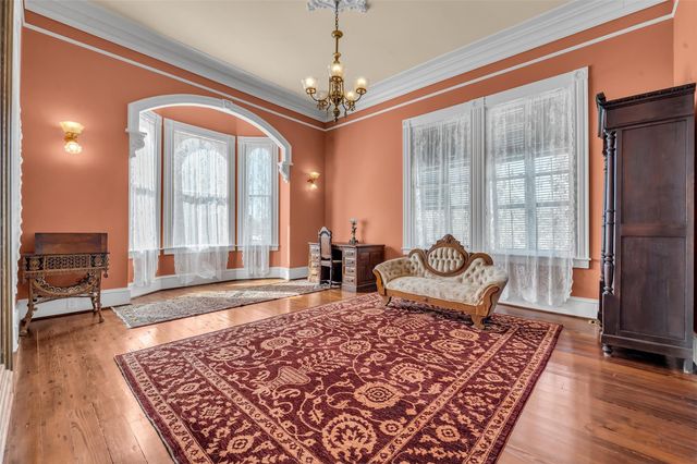 926 Winnie Street, Galveston, TX 77550