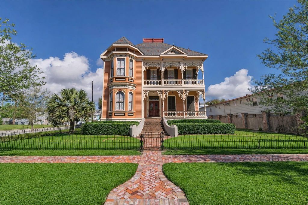 926 Winnie Street, Galveston, TX 77550