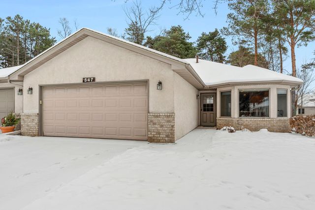 547 Woodside Court, Shakopee, MN 55379