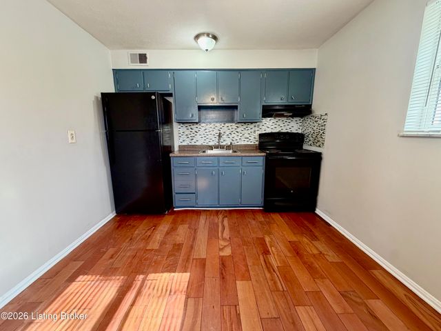 3107 Melody Acres Ln 2, Louisville, KY 40216
