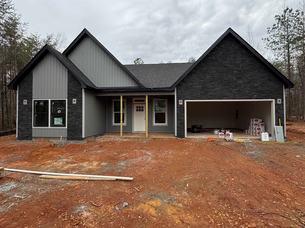 163 Nicholls Drive, Spartanburg, SC 29301