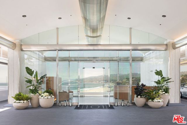 101 Ocean Avenue F402, Santa Monica, CA 90402