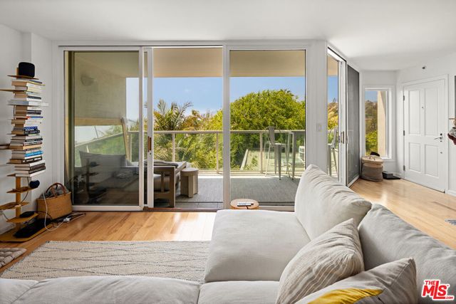 101 Ocean Avenue F402, Santa Monica, CA 90402