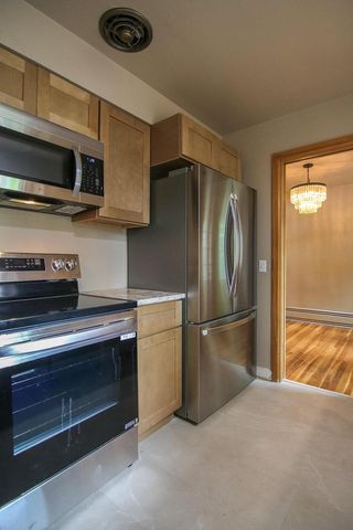 1305 E Johnson Street, Madison, WI 53703