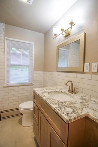 1305 E Johnson Street, Madison, WI 53703