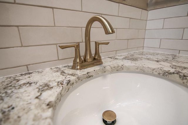 1305 E Johnson Street, Madison, WI 53703