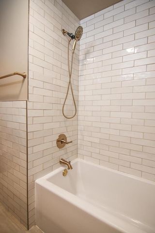 1305 E Johnson Street, Madison, WI 53703