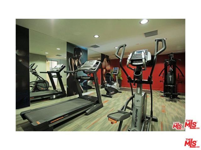 11657 Chenault Street 104 -105, Los Angeles, CA 90049