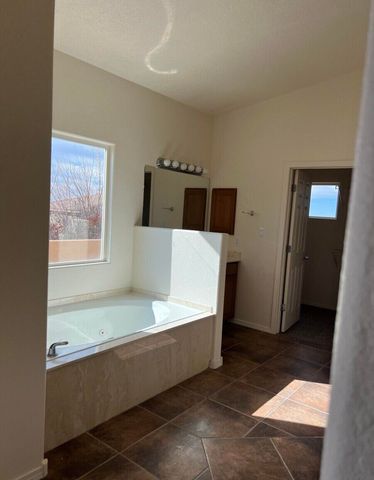 1859 Bold Ruler Road SE, Albuquerque, NM 87123