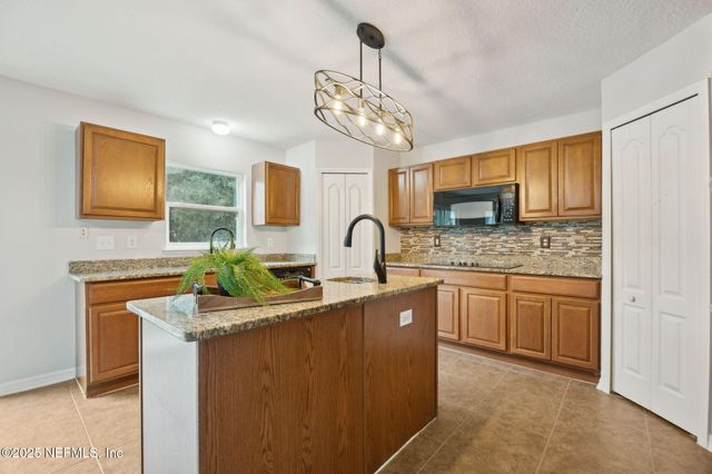 130 PINE BLUFF Terrace, Kingsland, GA 31548