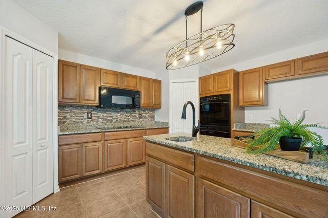 130 PINE BLUFF Terrace, Kingsland, GA 31548