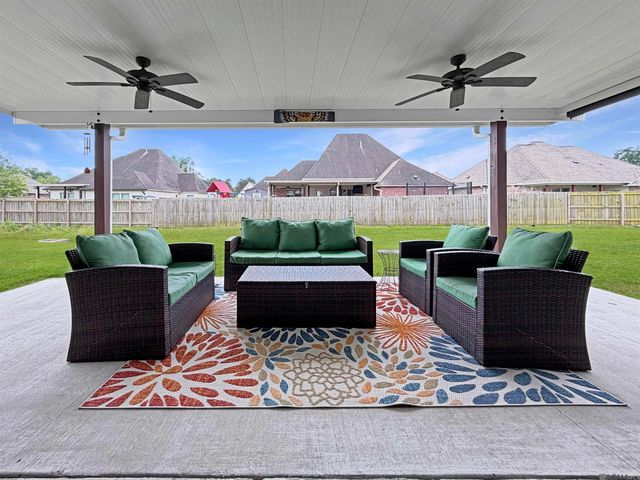 7236 Effie Dr, Denham Springs, LA 70706
