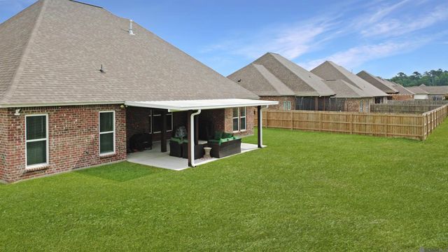 7236 Effie Dr, Denham Springs, LA 70706