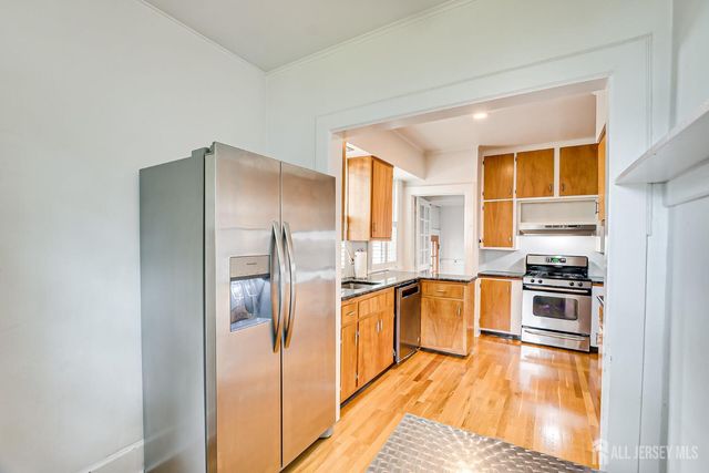 477 Irvington Avenue, Elizabeth, NJ 07208