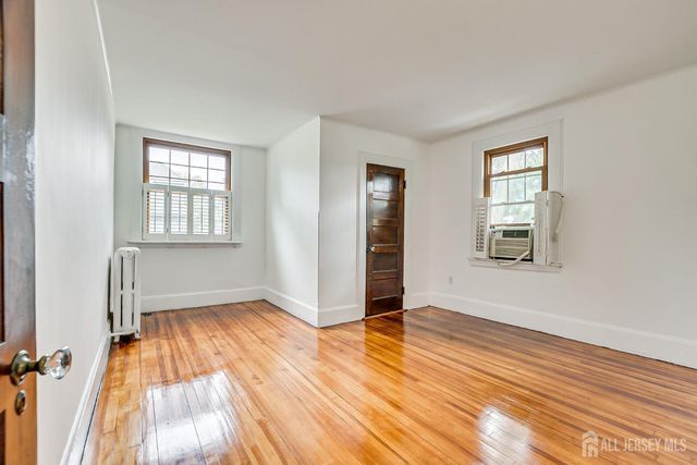 477 Irvington Avenue, Elizabeth, NJ 07208