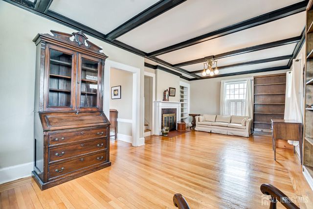 477 Irvington Avenue, Elizabeth, NJ 07208