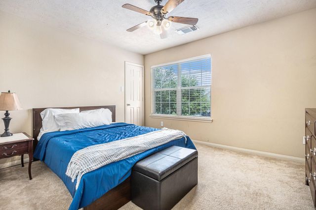 9719 Opal Rock Drive, Rosharon, TX 77583