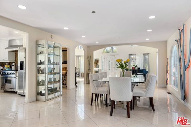 1706 AMHERST Avenue, Los Angeles, CA 90025