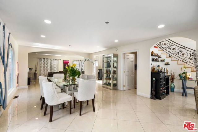 1706 AMHERST Avenue, Los Angeles, CA 90025