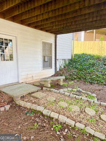 1039 Mount Water Lane, Lawrenceville, GA 30043