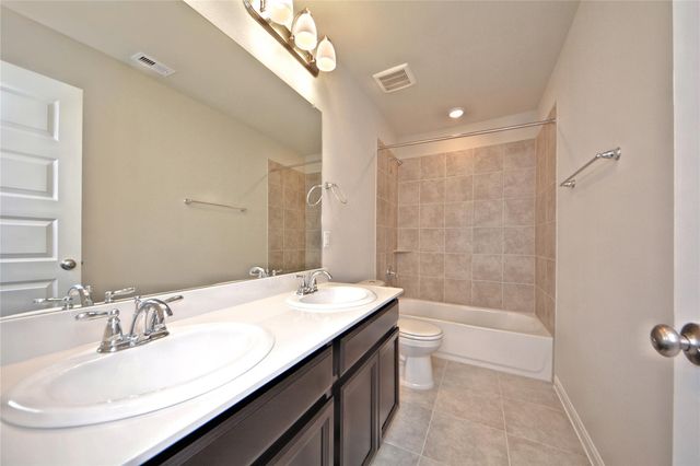 1015 Modesto Drive, Rosharon, TX 77583