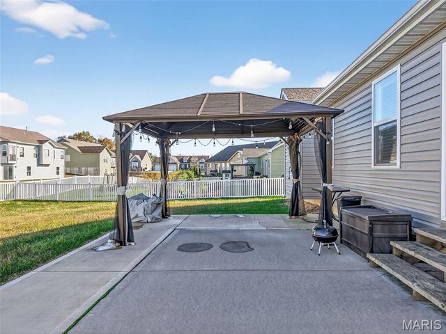 105 Austin Oaks Drive, Moscow Mills, MO 63362