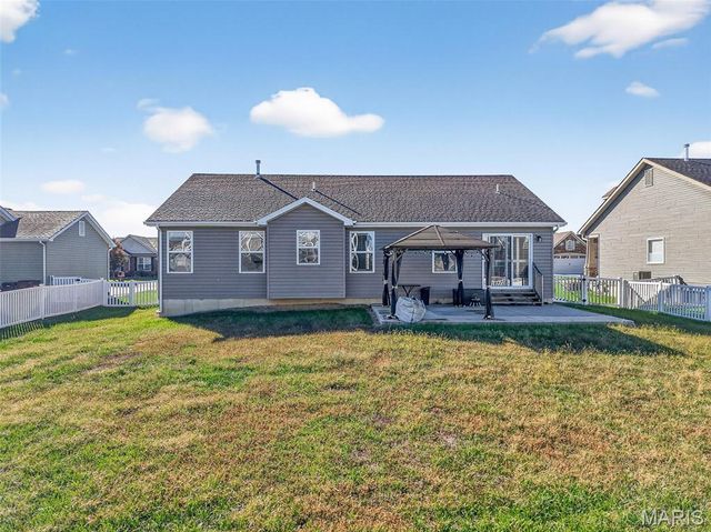 105 Austin Oaks Drive, Moscow Mills, MO 63362