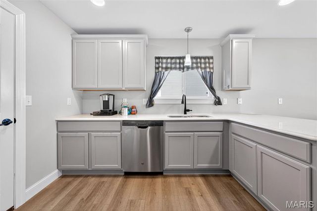 105 Austin Oaks Drive, Moscow Mills, MO 63362