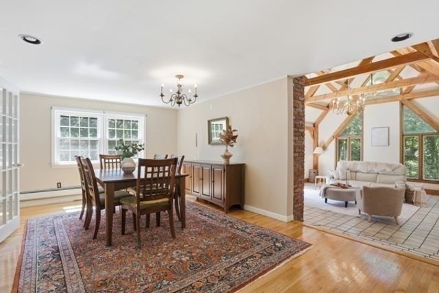 89 Main St, Westford, MA 01886