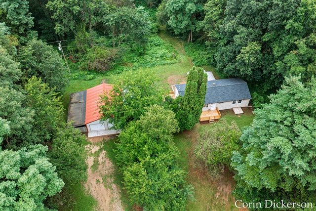 13790 Hutchinson Road, Dowling, MI 49050