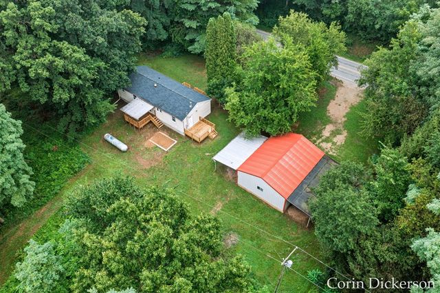 13790 Hutchinson Road, Dowling, MI 49050