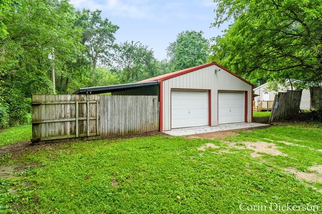 13790 Hutchinson Road, Dowling, MI 49050