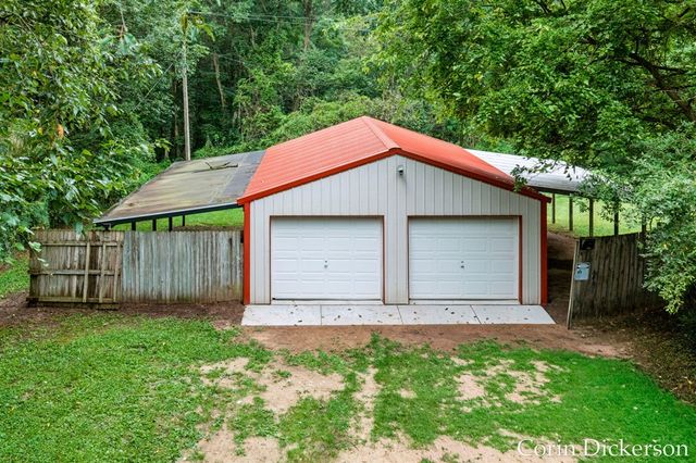 13790 Hutchinson Road, Dowling, MI 49050