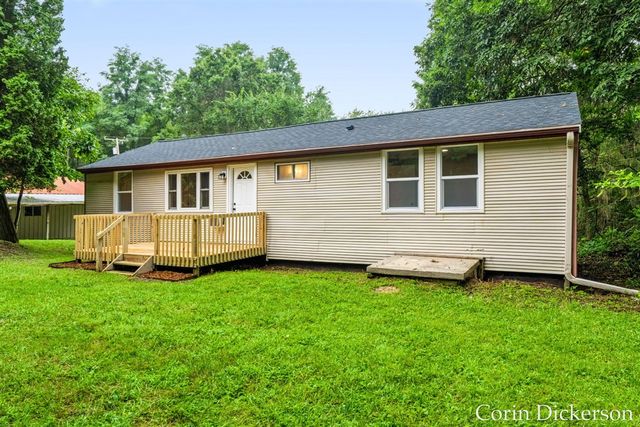 13790 Hutchinson Road, Dowling, MI 49050