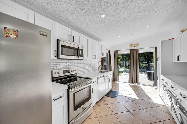 12608 NW 12th Ct, Sunrise, FL 33323