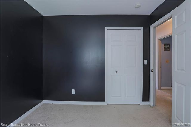 19778 E 14 Mile Road, Roseville, MI 48066