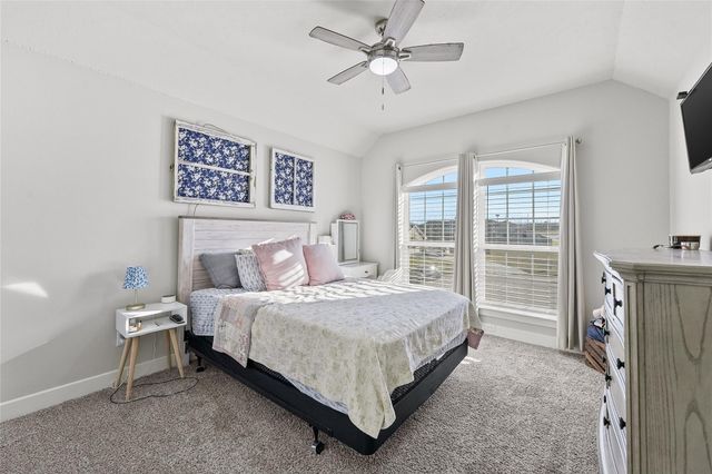 1700 Twin Oaks Circle, Brenham, TX 77833