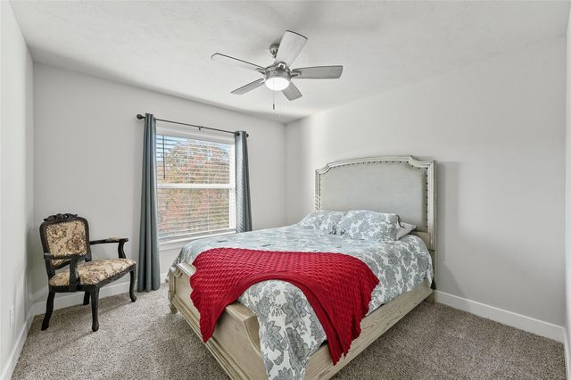 1700 Twin Oaks Circle, Brenham, TX 77833