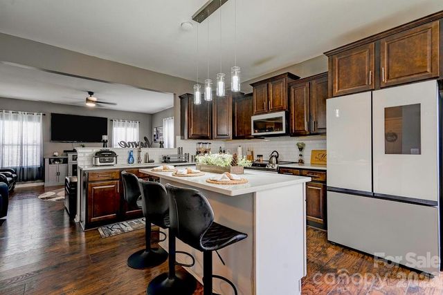 3219 Pikes Peak Drive, Gastonia, NC 28052
